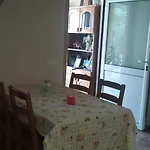 House With Garden In Marinha Da Mendiga Ferienhaus *