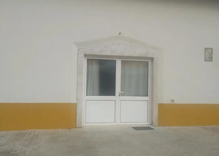 House With Garden In Marinha Da Mendiga *